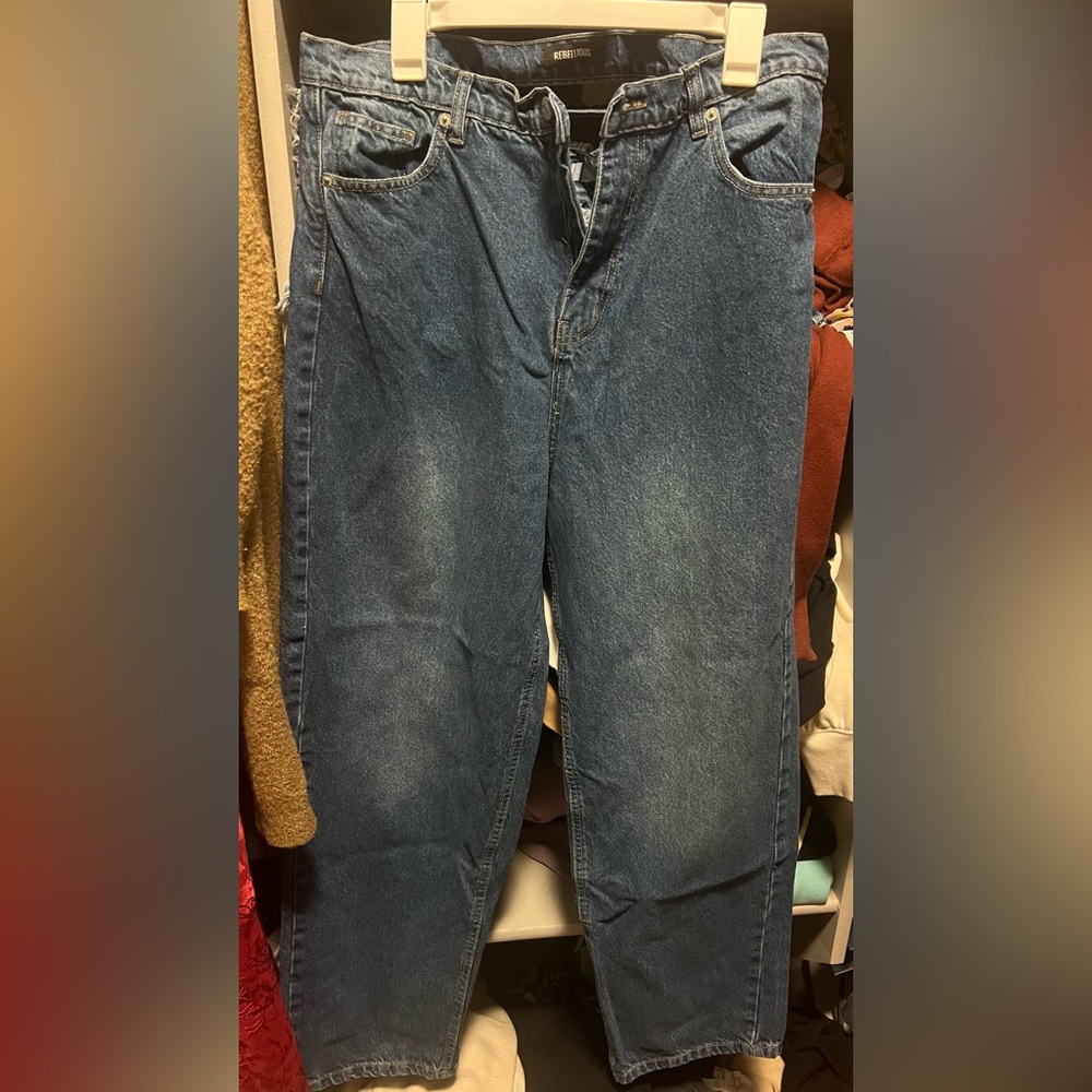 Lace Up Back Jeans - Picture 4 of 4